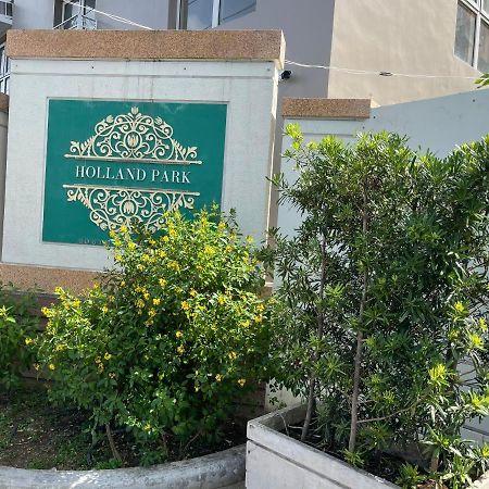 Binan Khentdrick'S Place At Holland Park Southwoods מראה חיצוני תמונה